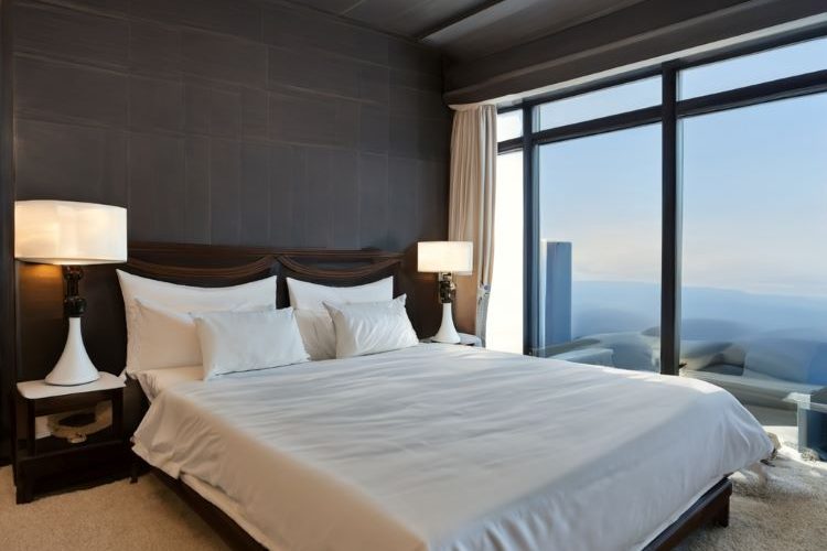 modern-hotel-bedroom-0410-5706616